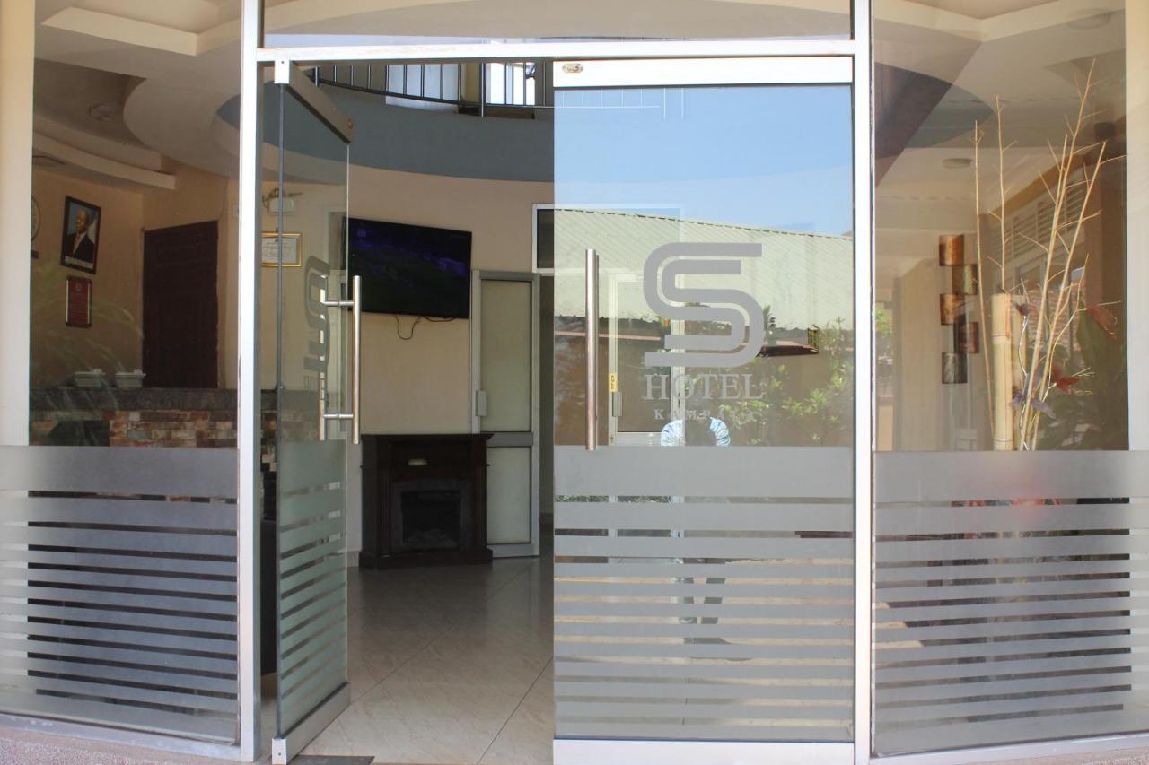 Ss Hotel Kampala Kültér fotó
