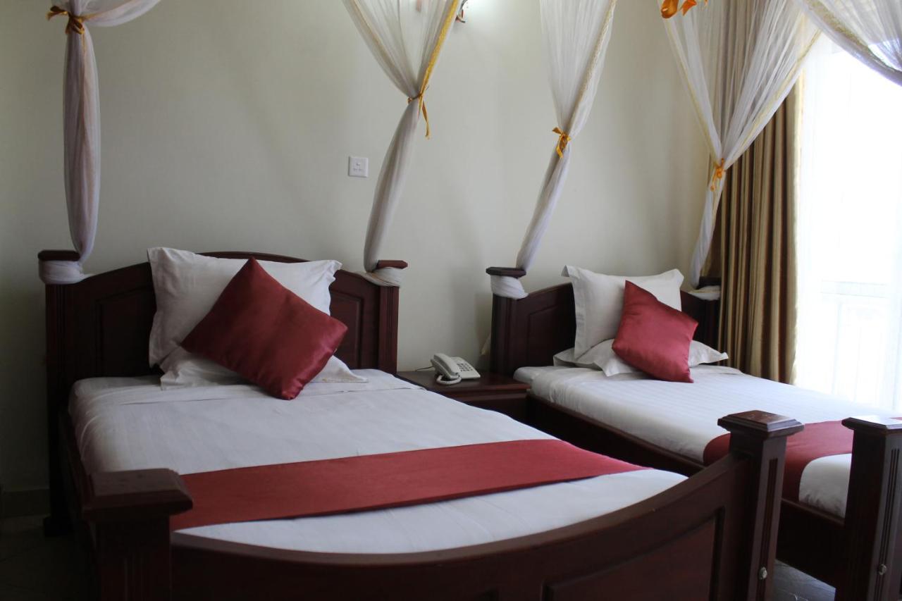 Ss Hotel Kampala Kültér fotó