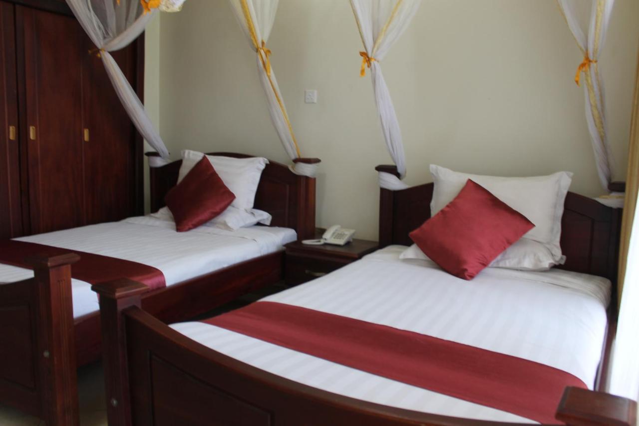 Ss Hotel Kampala Kültér fotó