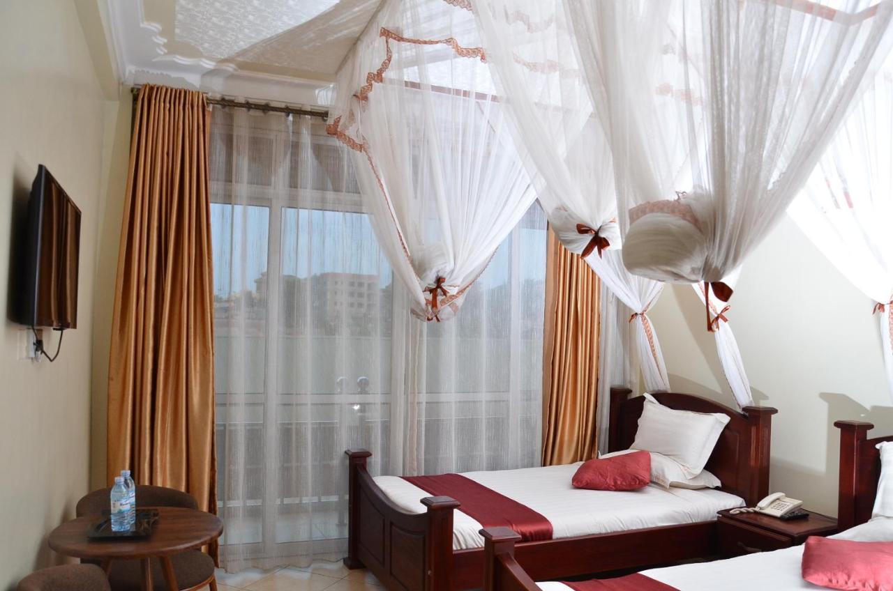 Ss Hotel Kampala Kültér fotó