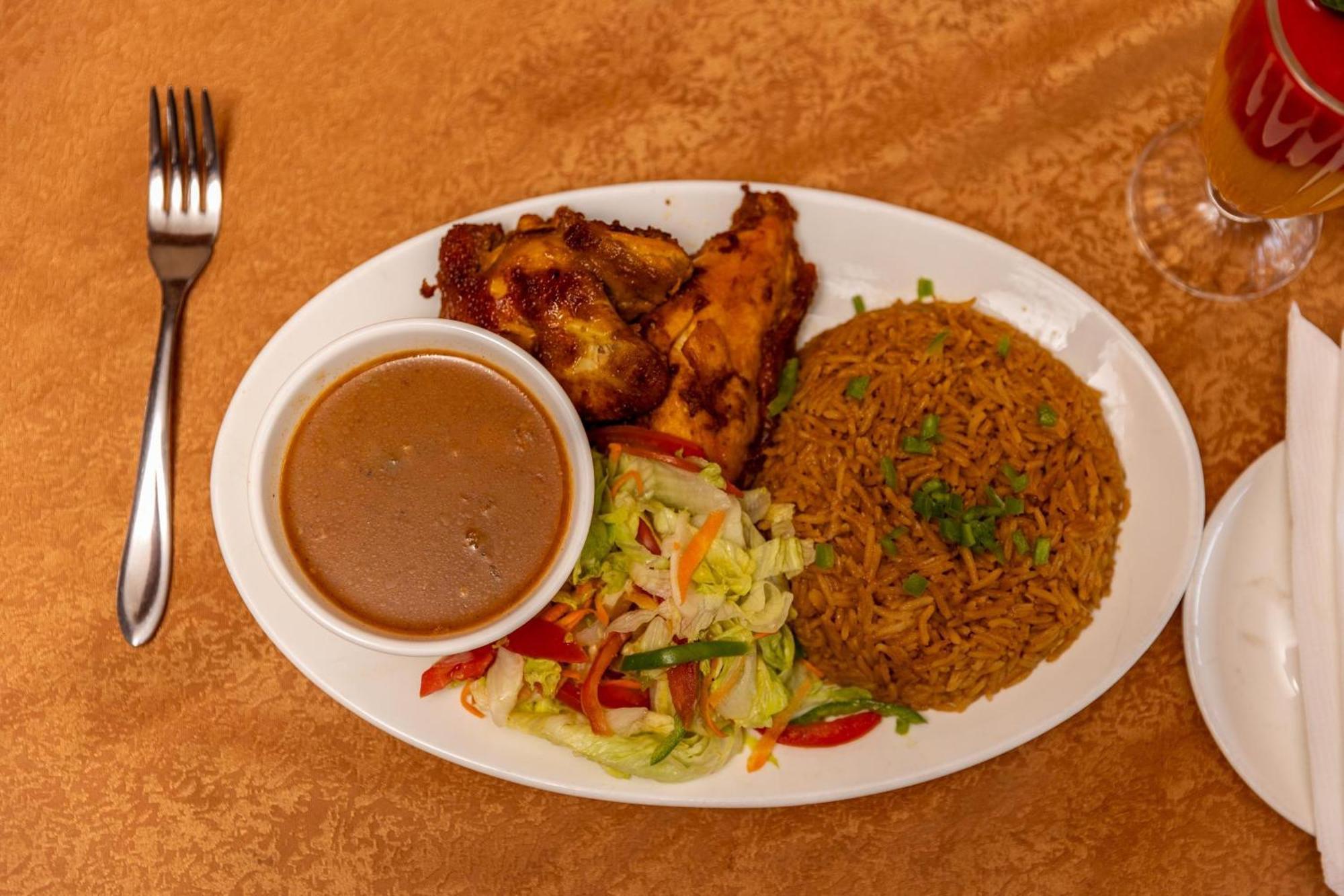 Ss Hotel Kampala Kültér fotó